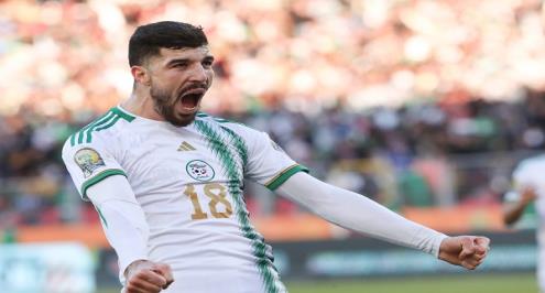 منافس الأهلي.. وفاة والدة أيمن محيوص مهاجم اتحاد العاصمة 